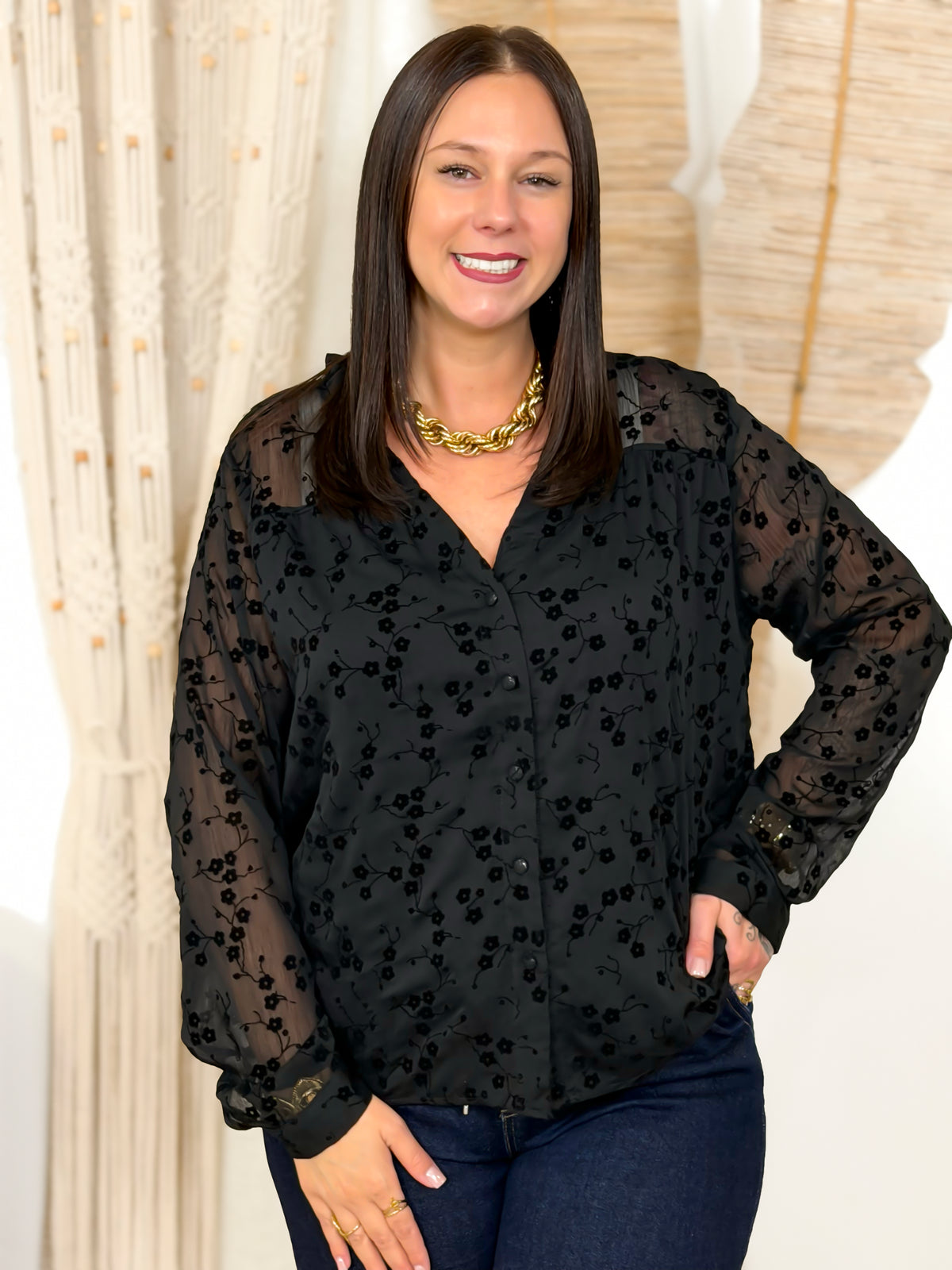 Blouse grande taille noire fleurs velours – photo 5