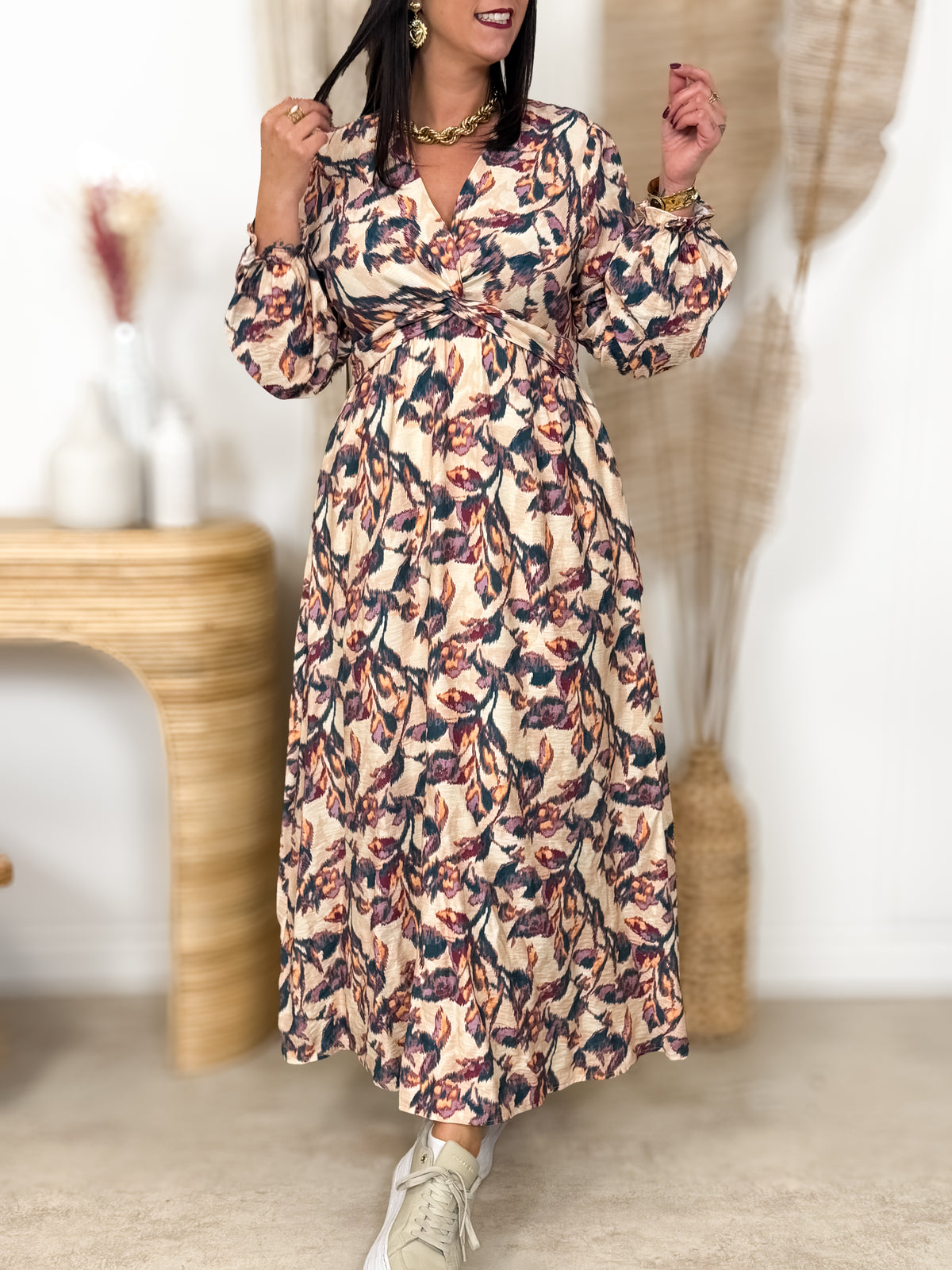 Robe longue grande taille Vinaya beige et bordeaux