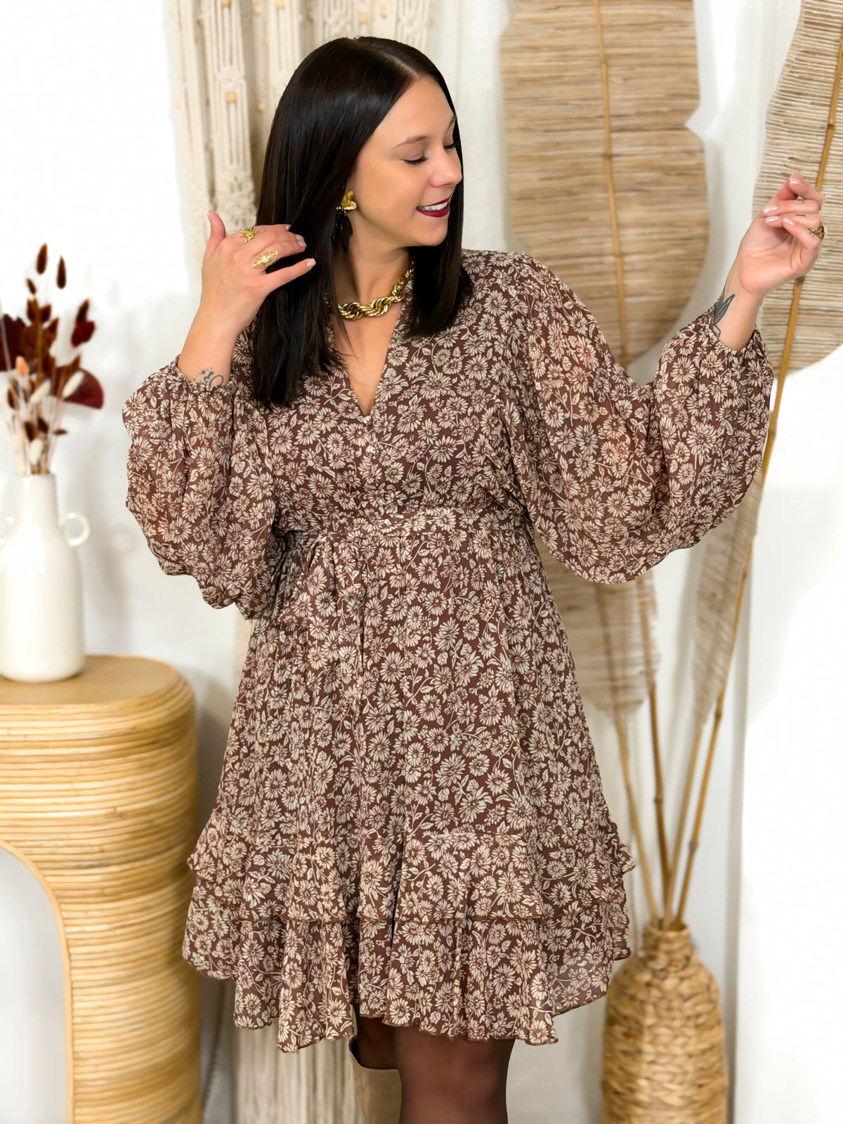 Robe courte grande taille marron fleurie – photo 12