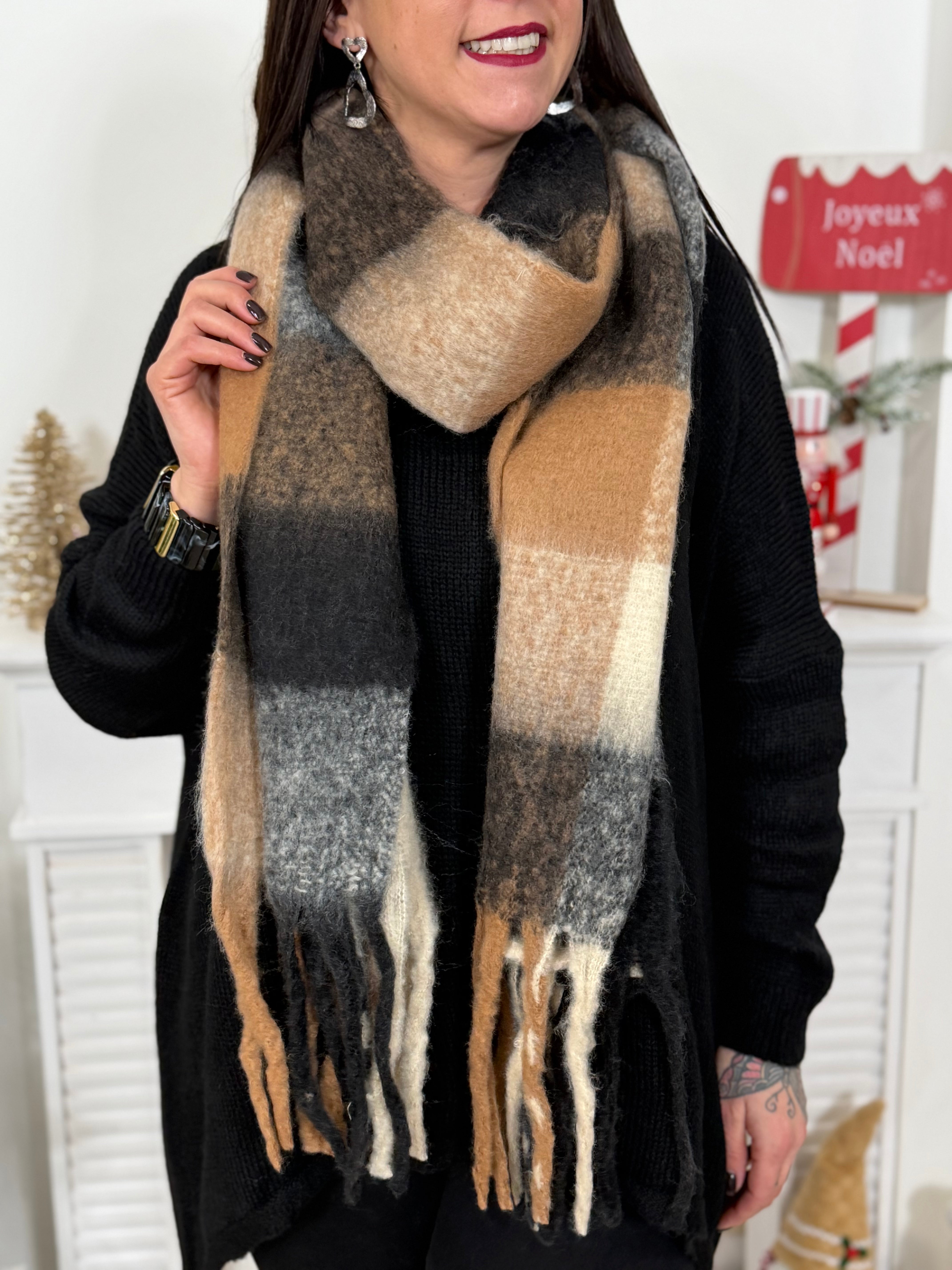 19. Écharpe - Flore camel